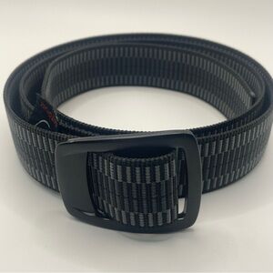 Bison Design’s Men's Black and Gray Belt Medium